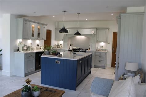 kitchen suppliers wirral area